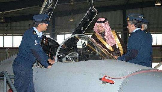 亚博体育官方下载-罗马训练开放日，今夜扳平良机引欢呼，意甲在即，纪律约束更严格的简单介绍-亚博体育官方下载